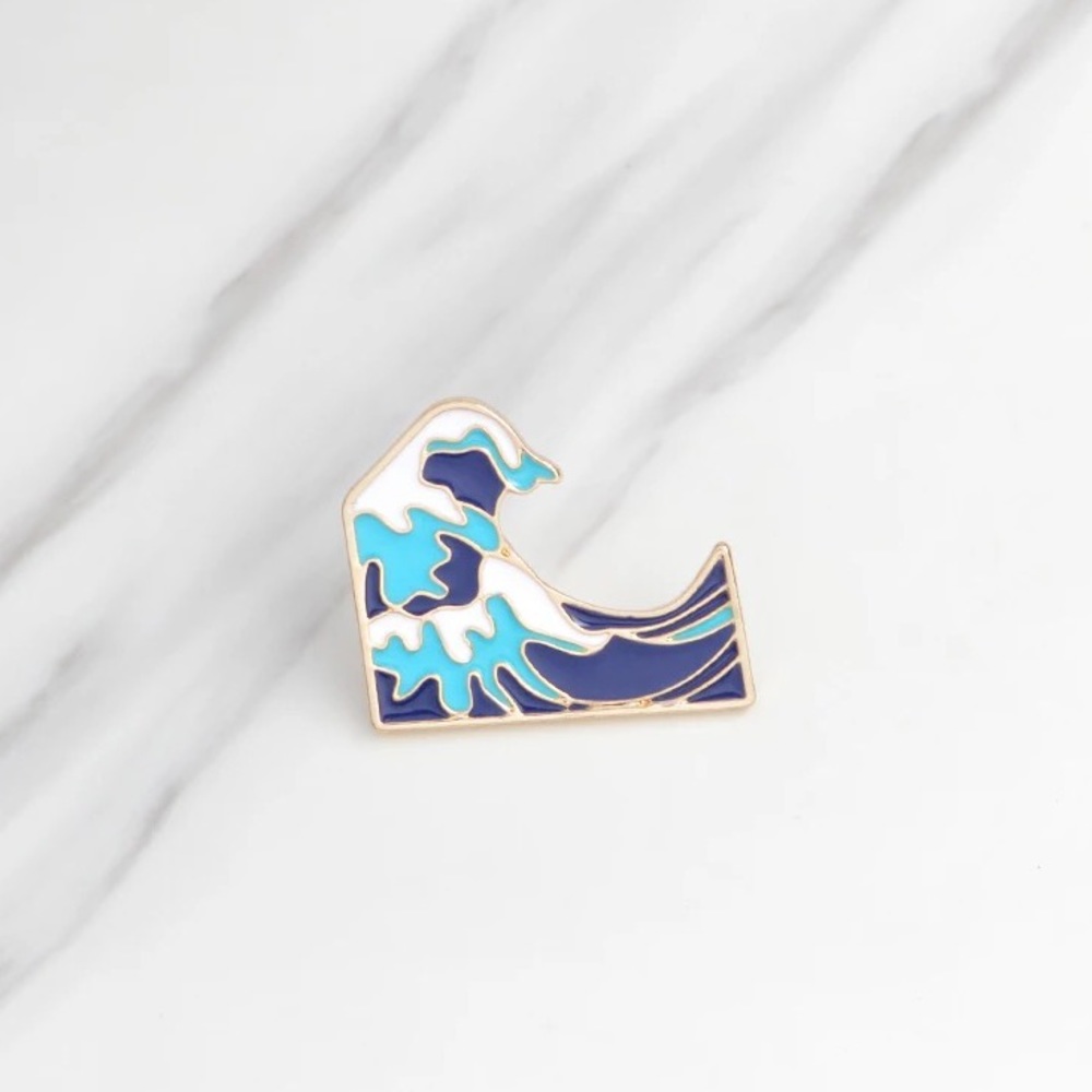 🎉 New Crashing Ocean Wave Enamel Pin